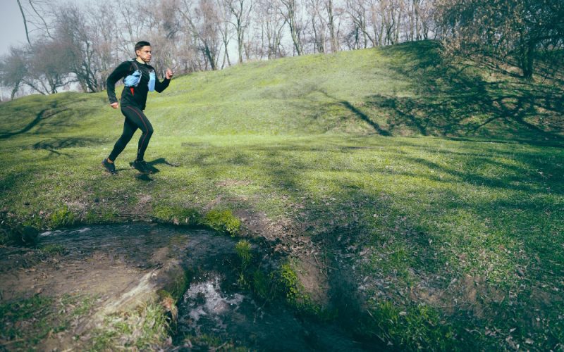 Diferencias entre Correr en la Ciudad y en la Montaña ¿Cuál es Mejor